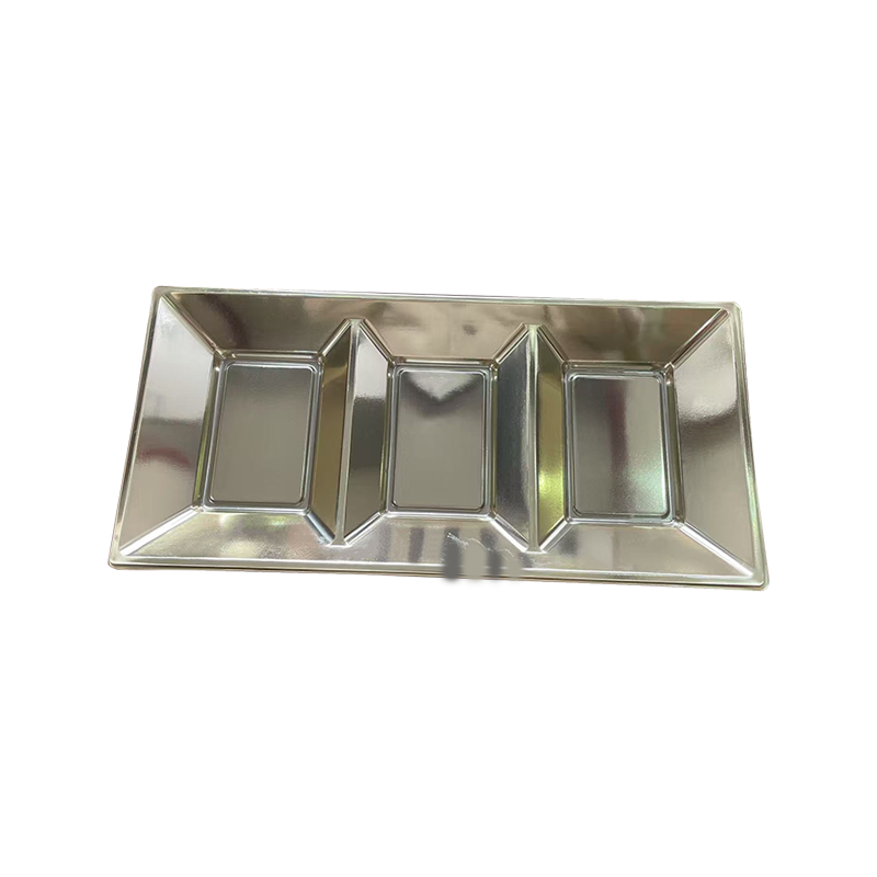 ถาดใส่ขนมพลาสติก 3 ช่องสีเงิน